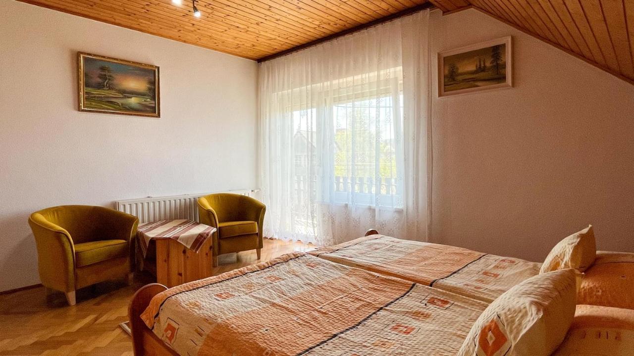 Magyar Apartmanhazak I-Iii. ザラカロシュ エクステリア 写真