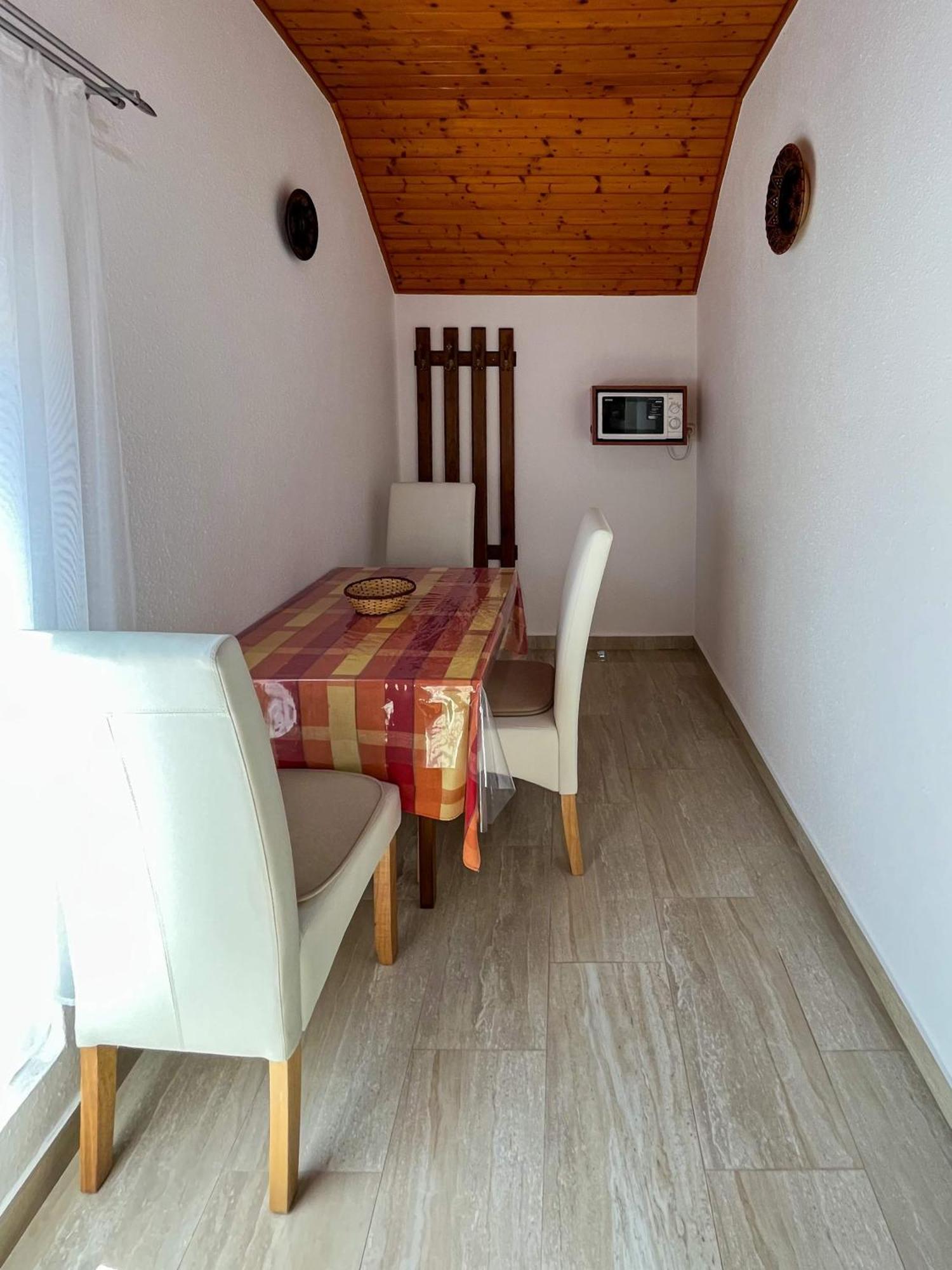 Magyar Apartmanhazak I-Iii. ザラカロシュ 部屋 写真